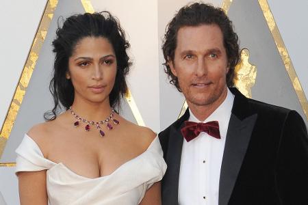 Matthew McConaughey und Camila Alves trennen 13 Jahre.