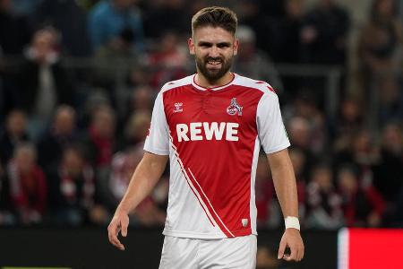 Nikola Soldo - Note: 2,5 - Harmonierte prächtig mit Chabot. Das Duo hatte Choupo-Moting gut im Griff. Blockte auch einen Schuss von Goretzka, der sich die Kugel sauber zurechtgelegt hatte.
