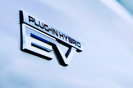 07/2021, Mitsubishi Outlander MY 2022 Plug-in-Hybrid Teaser