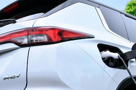 07/2021, Mitsubishi Outlander MY 2022 Plug-in-Hybrid Teaser