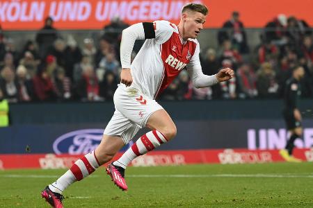 ANGRIFF: Steffen Tigges (bis 57. Minute) - Note: 4,0 - Hing nach dem frühen Kölner 1:0 in der Luft. Lange Bälle auf ihn, die ankamen? Fehlanzeige. Rannte dennoch jedem Pass hinterher. Verstolperte einen Abschluss aus exzellenter Position, es wäre aber Abseits gewesen. Insgesamt eine undankbare Aufgabe, die Tigges jedoch mannschaftsdienlich löste.