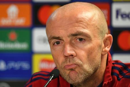 Ex-Bundesligatrainer: Ajax trennt sich von Schreuder