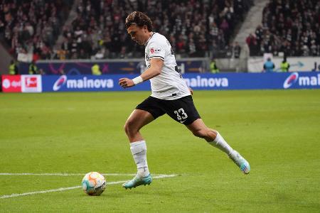 Luca Pellegrini (Eintracht Frankfurt) - Fand als Leihgabe von Juventus bei der Eintracht zu keinem Zeitpunkt in die Spur. Kam in der Hinrunde auf gerade einmal neun Einsätze in der Bundesliga - die meisten davon als Joker. Überzeuge nicht, sodass er bereits jetzt in der Main-Metropole vor dem Aus steht.