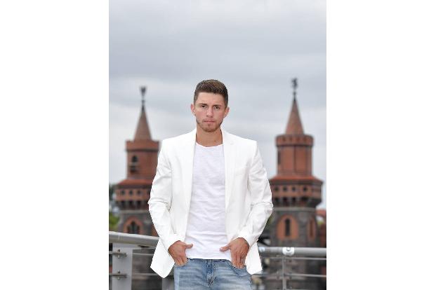 Er war eigentlich fast zu nett für den Dschungel: Joey Heindle kam 2013 so erfrischend und natürlich daher wie kaum ein anderer Kandidat und wurde schließlich mit 53,21 Prozent der Stimmen im Finale z ...