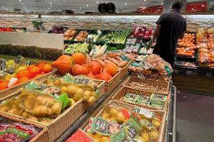 Supermarkt verschenkt unverkäufliche Ware
