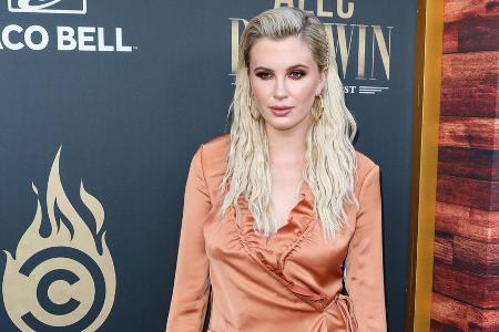 Schwangere Ireland Baldwin enthüllt den Namen ihres Babys