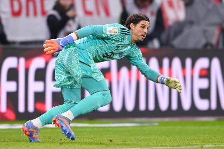 TOR | Yann Sommer vs. Kevin Trapp - Der Neuer-Nachfolger konnte sich bislang nicht groß auszeichnen. Leistete sich aber auch keinerlei Fehler und war bei den bisherigen Gegentoren machtlos. Wird gegen die starke SGE-Offensive wohl deutlich mehr zu tun bekommen.