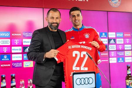 João Cancelo (von Manchester City zum FC Bayern) - Darf mit Fug und Recht als eine der größten Überraschungen des Winters betitelt werden. Hofft beim FC Bayern auf deutlich mehr Spielzeit und könnte auch über den Sommer hinaus in München bleiben. Der Rekordmeister besitzt eine Kaufoption.