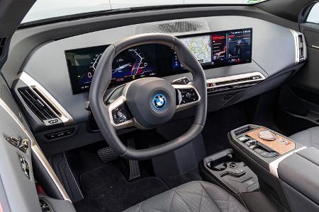BMW iX xDrive50, Interieur
