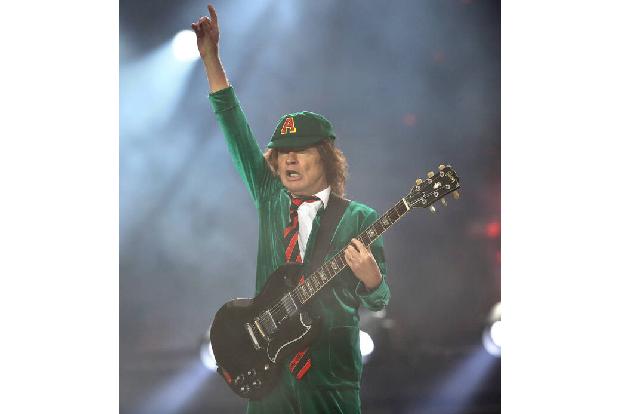 Das Publikum von AC/DC ist mittlerweile ebenso in die Jahre gekommen wie die Mannen um Angus Young, doch die Fans bleiben der Band treu. Zwischen 2008 und 2010 sahen fast fünf Millionen die 'Black Ice ...