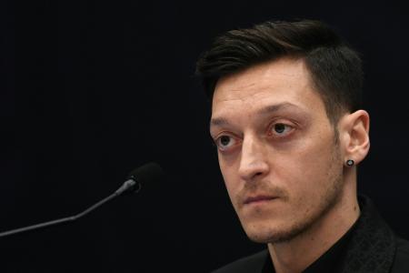 Medien: Özil beendet seine Karriere Medien: Özil beendet seine Karriere