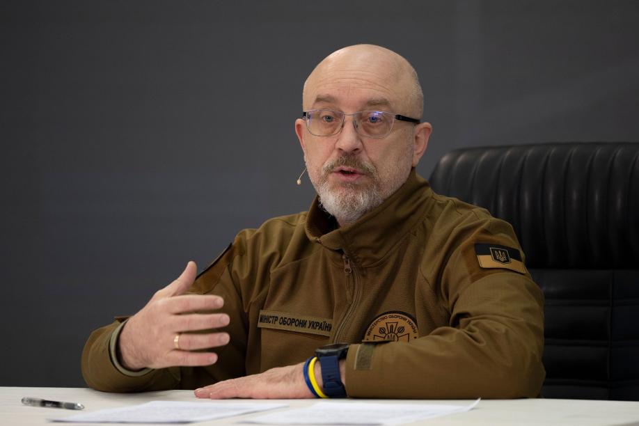 Der ukrainische Verteidigungsminister Olexij Resnikow soll vorerst im Amt bleiben.