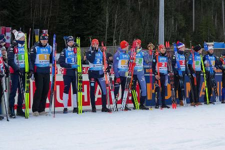Powerranking zur Biathlon-WM: Diese Skijäger haben die besten Chancen - Am 08. Februar beginnt mit der Mixed-Staffel die Biathlon-WM 2023 in Oberhof. Der erste Einzelwettbewerb der Herren steht drei Tage später mit dem Sprint über zehn Kilometer auf dem Programm. Diese Skijäger dürften dann die besten Karten auf Edelmetall haben:
