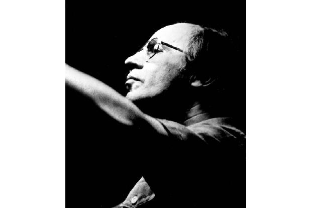 Der französische Komponist Pierre Boulez bekam 26 Grammys, unter anderem für seine Arbeit als Dirigent, aber auch für Filmmusik. Sein Wirken in Deutschland wurde 2017 mit der Eröffnung des Pierre Boulez Saals in Berlin gewürdigt.