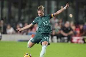 DFB-Frauen: Voss-Tecklenburg rechnet mit Popp bei der WM