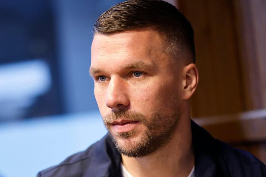 Nach Erdbeben-Katastrophe: Lukas Podolski organisiert Hilfe für Opfer