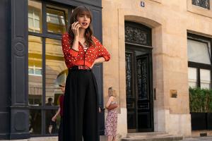 "Emily in Paris": Das macht den Style der Serie aus
