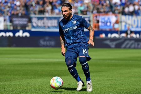 Konstantinos Stafylidis - Note: 3,0 - Rückte aufmerksam mit in den Strafraum ein, wenn dies nötig war. War gerade bei den Flanken von Cancelo ein wichtiger Faktor. Auf dem Flügel gegen Gnabry derweil nicht immer rechtzeitig zur Stelle.