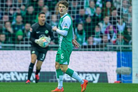 Jens Stage (bis 71.) - Note: 4,0 - Wirkte stets bemüht, allerdings ohne nennenswerte Aktionen. Schaltete sich zu selten in die Offensive ein und ließ Schlotterbeck beim Treffer zum 1:0 zu leicht passieren. Leistete sich insgesamt zu viele Fehlpässe.
