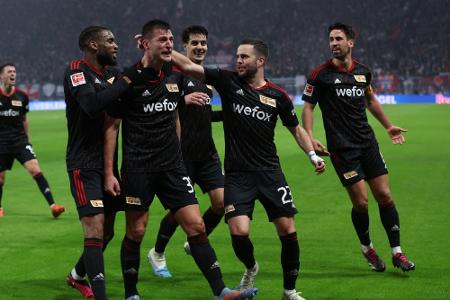 Leipzig besiegt: Union bleibt an Bayern dran Leipzig besiegt: Union bleibt an Bayern dran