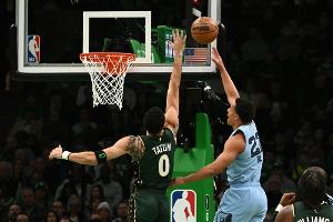 Celtics bezwingen Memphis im Topspiel