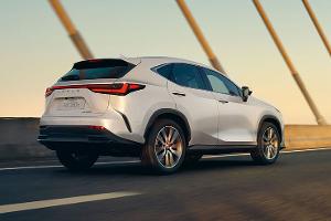 Hybrid-SUV dezent aufgewertet