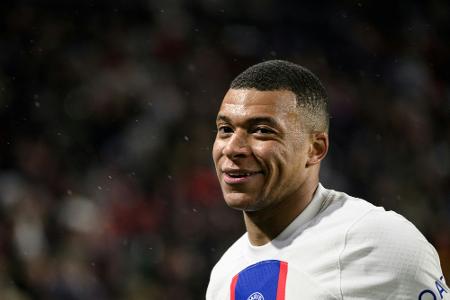 PSG zunächst ohne Mbappe - Bayern verzichtet auf Müller PSG zunächst ohne Mbappe - Bayern verzichtet auf Müller