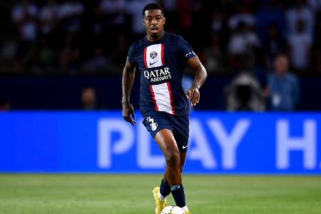 Presnel Kimpembe (ab 46.) - Note: 4,5 - Wackelte nach seiner Einwechslung heftig und brachte unmittelbar nach der Pause keineswegs mehr Stabilität. Begann mit einem klaren Fehler, das Gegentor fiel dann ebenfalls durch seine Zone. Stabilisierte sich nur geringfügig.