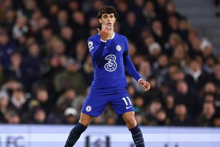 ANGRIFF: Joao Félix - Note: 2,0 - War gleich am ersten gefährlichen Konter der Londoner beteiligt. Blitzschnell leitete der Portugiese da den Ball an Mudryk weiter. War gefühlt bei jedem Chelsea-Angriff involviert, schaffte Räume, zog Gegenspieler an sich. Muss aber an seinem Abschluss feilen.