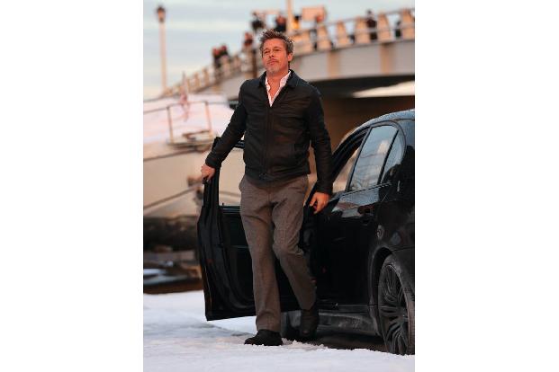 Brad Pitt steht auf Platz 6 - sein Geld hat er im vergangen Jahr allerdings weniger mit Schauspielerei verdient als mit dem lukrativen Verkauf seiner Produktionsfirma Plan B. Er ist seither um 100 Millionen Dollar reicher.