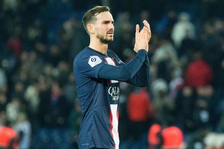 Fabián Ruiz (ab 58.) - Note: 3,0 - Brachte etwas mehr Geradlinigkeit in die Angriffe von PSG und erhöhte zudem das Risiko. War so im Offensivspiel in der Drangphase eine der auffälligsten Pariser.