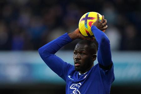 Kalidou Koulibaly - Note: 3,0 - Ein Abwehrrecke mit viel Offensivdrang. Hatte in der Schlussphase die größte Chance auf dem Fuß. Doch statt Koulibaly durfte sich der Dortmunder Can für seine Rettungstat auf der Linie feiern lassen.
