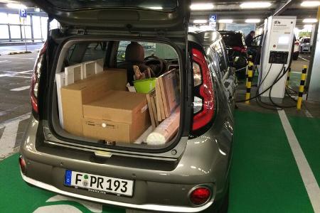 09/2018, Kia Soul EV Ladesäule IKEA