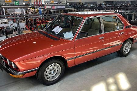 Retro Classics 2022 Marktrundgang