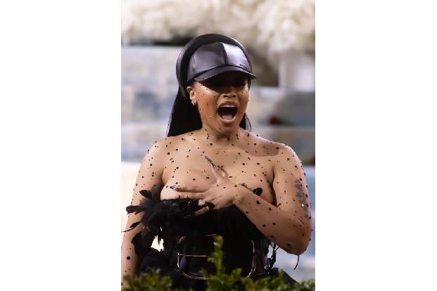 Nicki Minaj kann sich mit Jessie J zusammentun, denn sie wollte nichts als rotes Fleisch essen, als sie schwanger war. Zudem häufte sie scharfe Jalapeños auf ihr Essen.