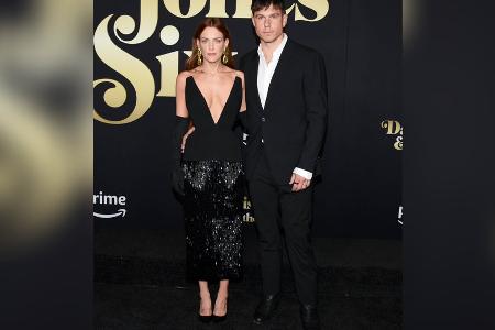 Erster Auftritt seit Tod ihrer Mutter: Riley Keough ganz in Schwarz Erster Auftritt seit Tod ihrer Mutter: Riley Keough ganz in Schwarz