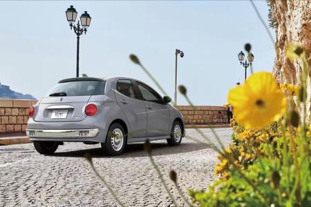 Mitsuoka Viewt Story Toyota Yaris Umbau