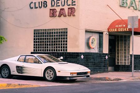 06/2021, Weißer Ferrari Testarossa Original Filmauto Miami Vice