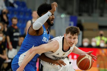 Deutsche Basketballer siegen gegen Schweden Deutsche Basketballer siegen gegen Schweden