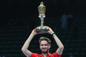Tennis: Medwedew gewinnt auch in Doha