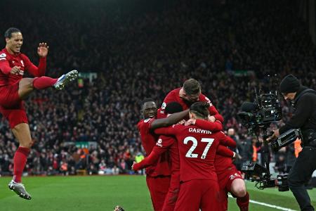 Historischer Derbsieg: Klopp holt mit Liverpool weiter auf Historischer Derbsieg: Klopp holt mit Liverpool weiter auf