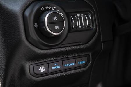 Jeep Wrangler 4Xe PHEV Europa-Version Sahara und Rubicon