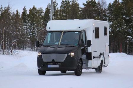 Erlkönig Mercedes-Benz Sprinter mit Hymer Wohnmobilaufbau