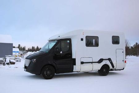 Erlkönig Mercedes-Benz Sprinter mit Hymer Wohnmobilaufbau