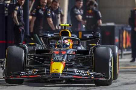 Formel 1: Die Trainingsbestzeiten von Bahrain - Nach dem 3. Freien Training in Bahrain lässt sich nun erahnen, wo die einzelnen Teams zum Saisonauftakt in der Hackordnung stehen. Fernando Alonso scheint derzeit sensationell auf Augenhöhe mit den Red Bulls an der Spitze zu stehen. Mercedes zündet bislang noch nicht wirklich. Alle Zeiten im Überblick: Formel 1: Die Trainingsbestzeiten von Bahrain - Nach dem 3. Freien Training in Bahrain lässt sich nun erahnen, wo die einzelnen Teams zum Saisonauftakt in der Hackordnung stehen. Fernando Alonso scheint derzeit sensationell auf Augenhöhe mit den Red Bulls an der Spitze zu stehen. Mercedes zündet bislang noch nicht wirklich. Alle Zeiten im Überblick:
