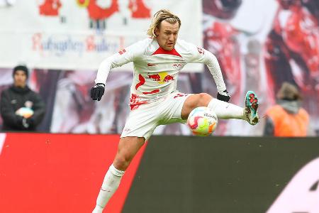 Emil Forsberg - Note: 2,0 - Zeigte sich sehr umtriebig hinter den Spitzen. Bot nach ruhenden Bällen im zweiten Anlauf gefährliche Ideen an. Setzte nach Ballverluste zudem sehr konsequent nach. Besorgte schließlich den Anschlusstreffer (74.), hätte mit der letzten Chance des Spiels fast noch ausgeglichen (90.).