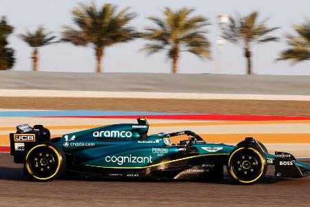 Platz 1: Fernando Alonso (Aston Martin) - Beste Runde: 1:30.907 in FP2 - 1:33.196 in FP1 - 1:32.340 in FP3