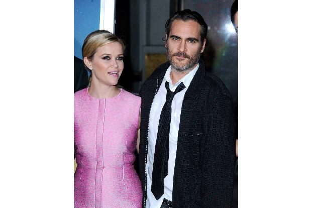 Damit sie im Johnny-Cash-Biopic 'Walk The Line' besonders authentisch wirkten, nahmen Reese Witherspoon und Joaquin Phoenix Gitarrenunterricht. Für Reese gab es einen Oscar.