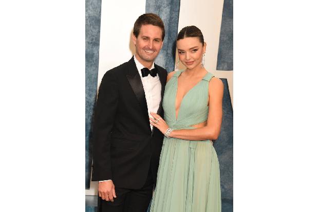 Miranda Kerr erschien in Begleitung ihres Mannes Evan Spiegel.