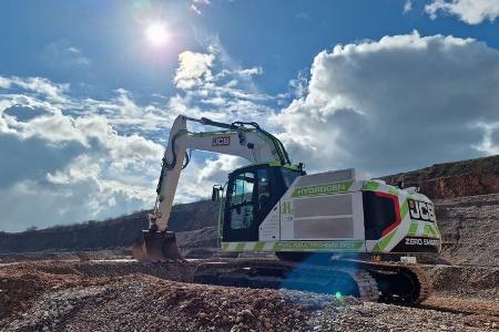 JCB Wasserstoff-Brennsoffzellenbagger 220X